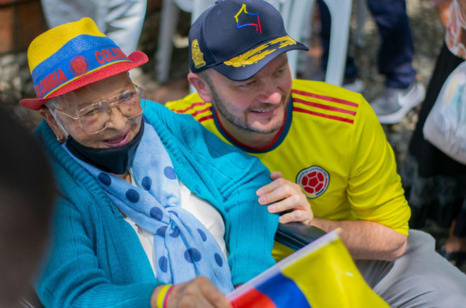 Senador Santi Montoya